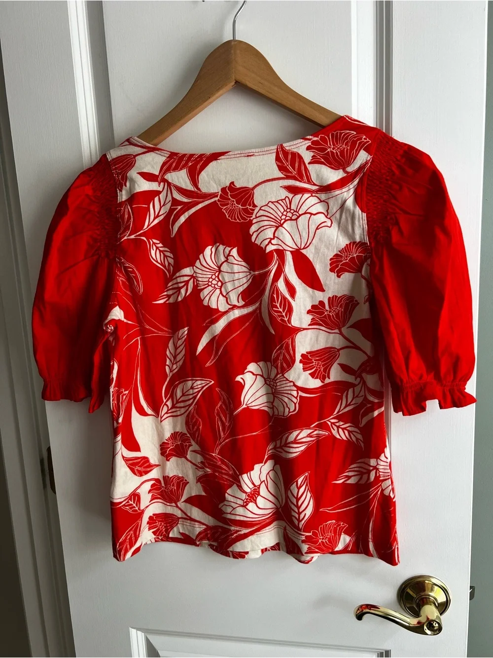 Maeve Anthropologie Red White Floral Puff Sleeve Smocked Top Boho Size S